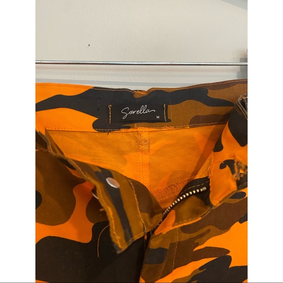 Women’s "Sorella" camo cargo pants - Picture 3 of 5
